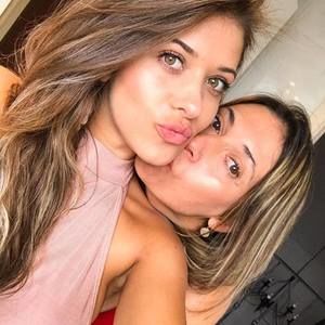 Meet your Posher, Vanesa